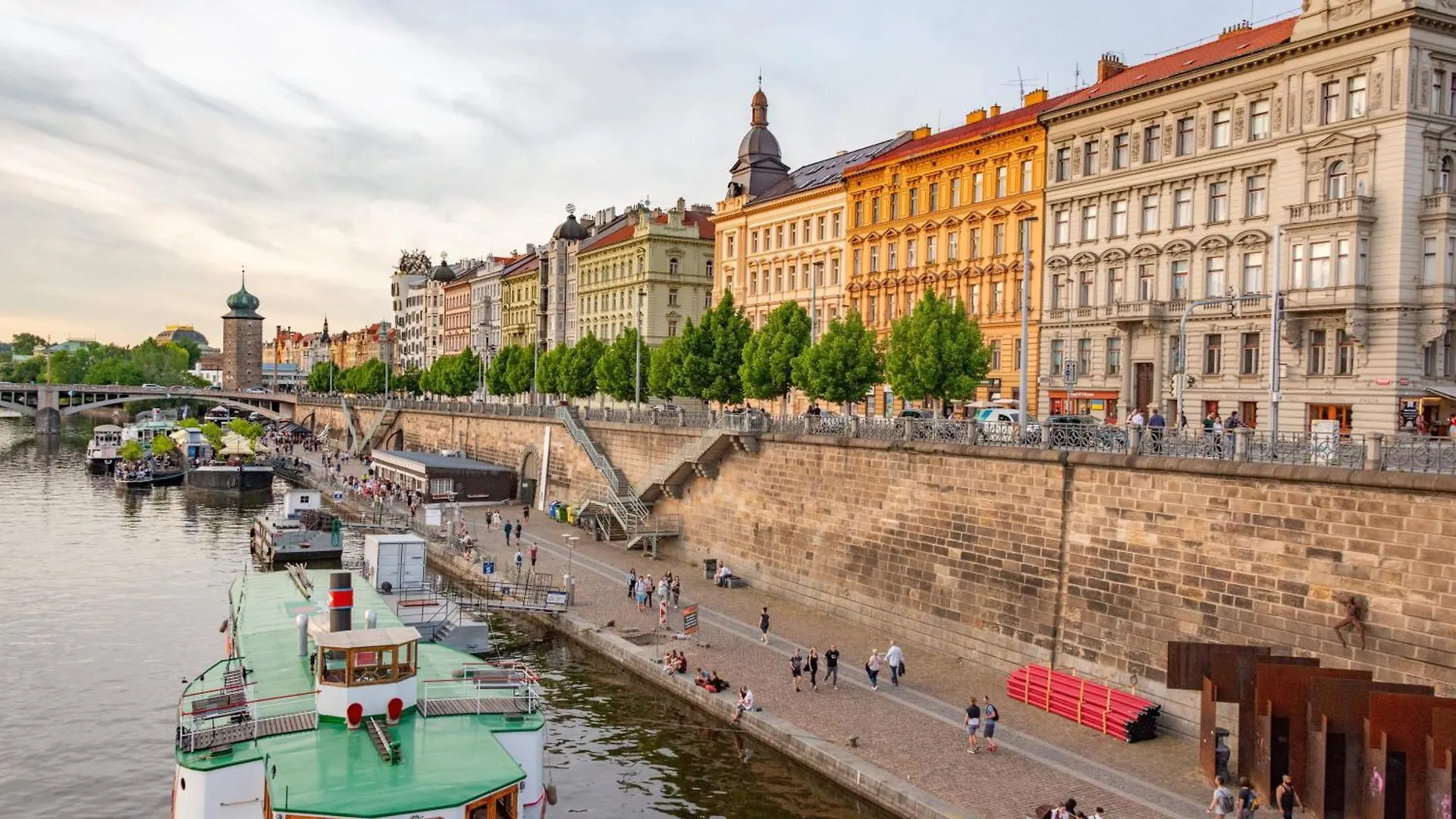 New Apartments Complex Prague Florenc 0*,  República Checa